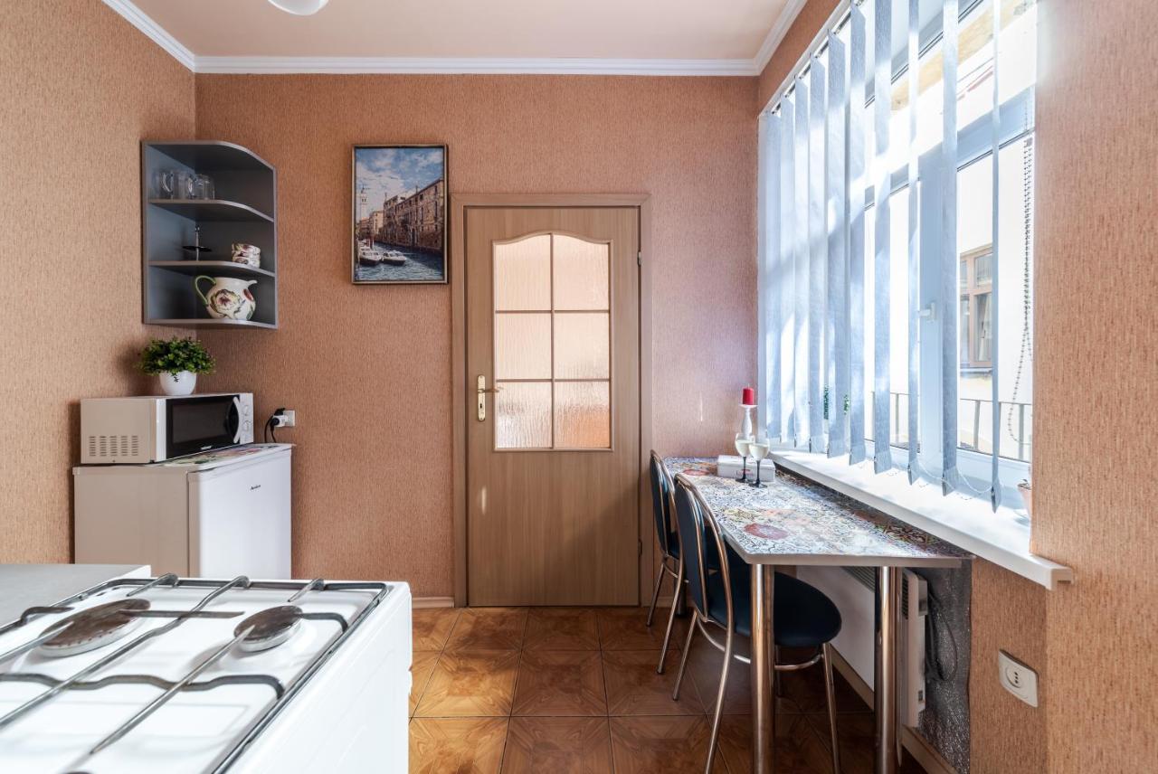 Style apartments in old Lviv Extérieur photo