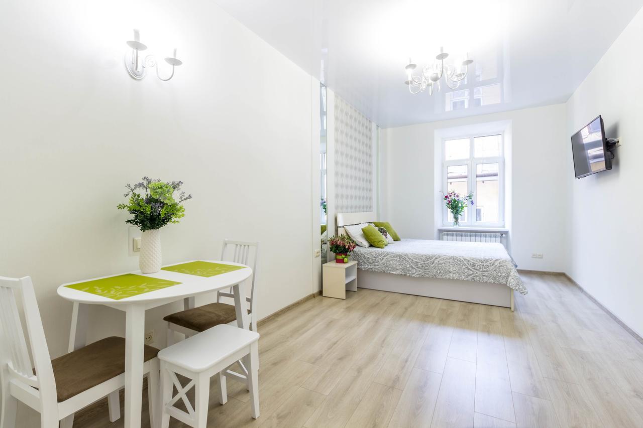 Style apartments in old Lviv Extérieur photo