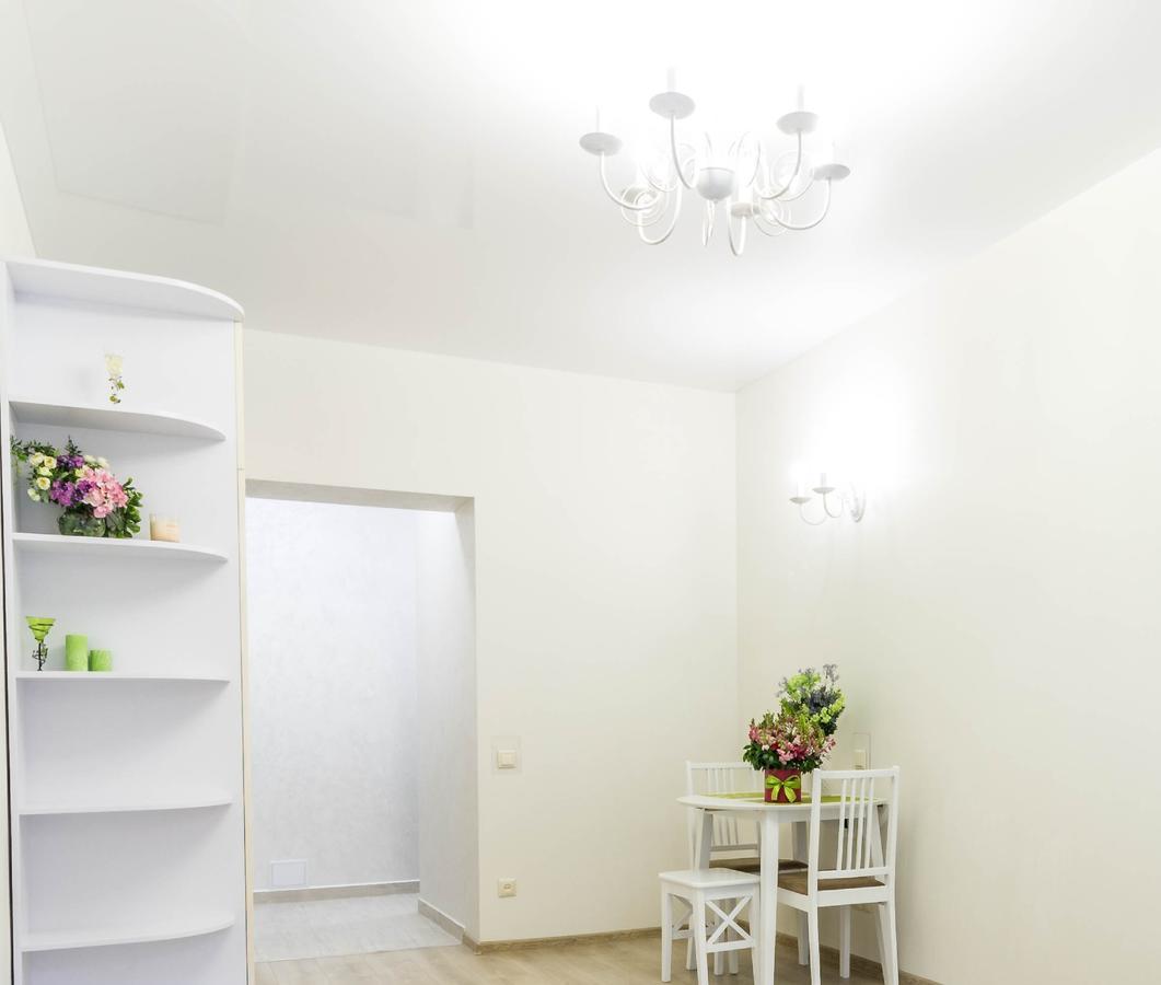 Style apartments in old Lviv Extérieur photo